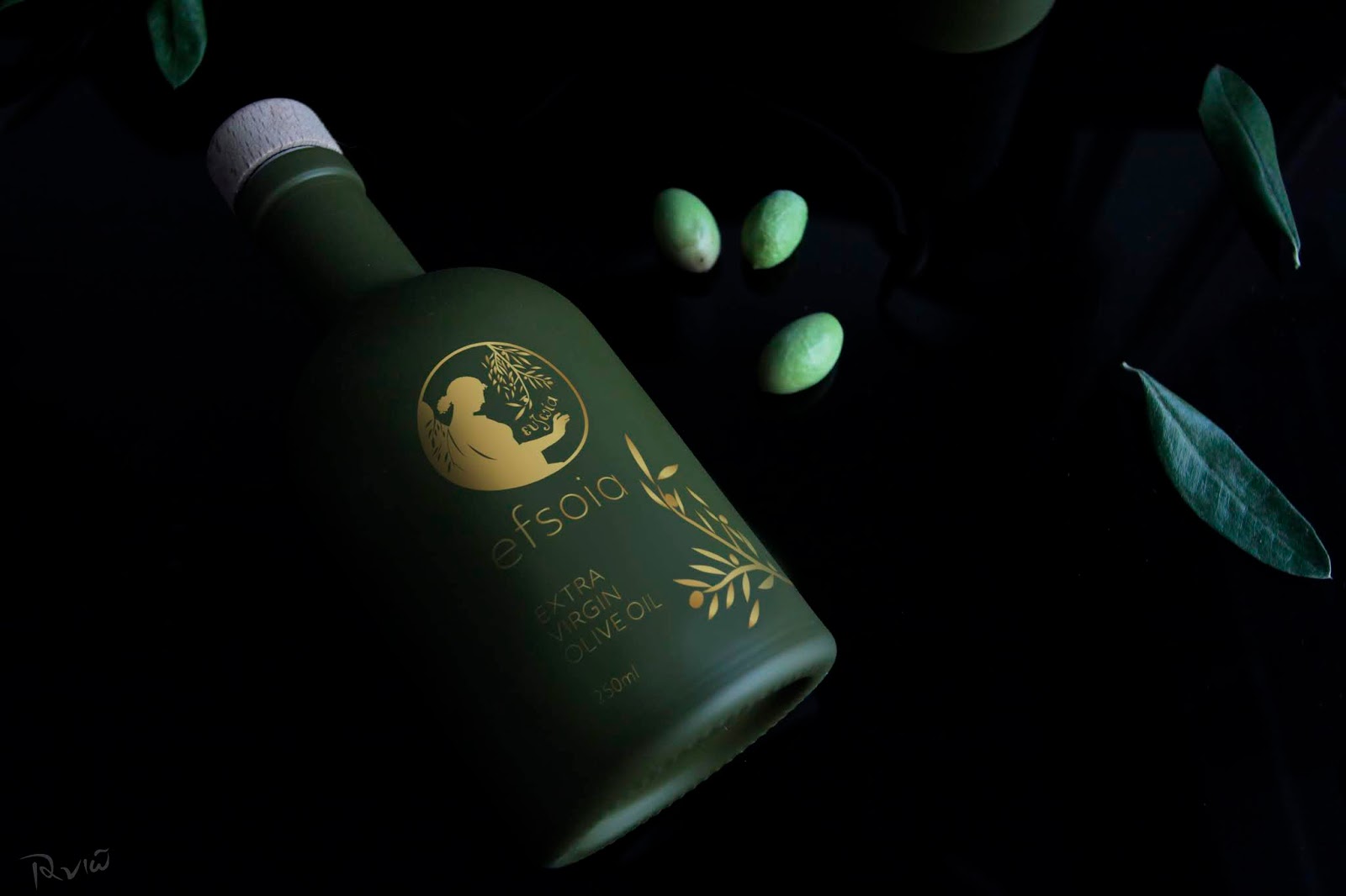 高端有機(jī)橄欖油核桃油包裝設(shè)計(jì)(圖2)