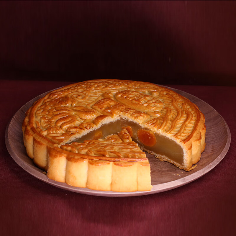 臧隆記 廣式蛋黃蓮蓉廣式大月餅 1kg 禮盒裝包裝禮盒產(chǎn)品包裝創(chuàng)意設(shè)計(jì)欣賞(圖2)
