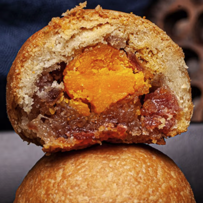 吉慶祥 云腿蛋黃滇式月餅包裝禮盒產(chǎn)品包裝創(chuàng)意設(shè)計欣賞(圖5)