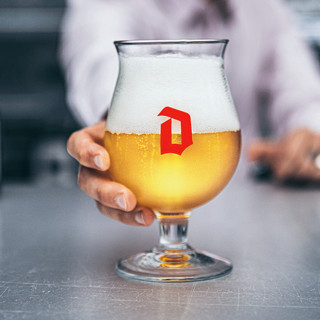 創(chuàng)意酒包裝設計督威黃金艾爾啤酒瓶產品包裝設計欣賞(圖3)