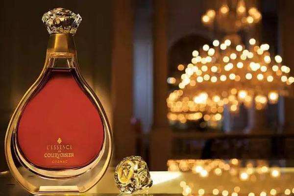 Courvoisier拿破侖食品包裝設(shè)計(jì)欣賞(圖2)