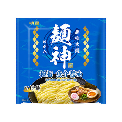 包裝設(shè)計公司推薦明星面神配面極旨魚介醬油明星食品包裝設(shè)計欣賞(圖1)