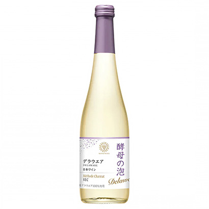 曼茲葡萄酒酵母泡沫特拉華基科曼食品酒類包裝設(shè)計(圖1)